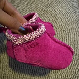 UGG -  🎀 Baby Girl's Pre-Walker Tasman Slippers